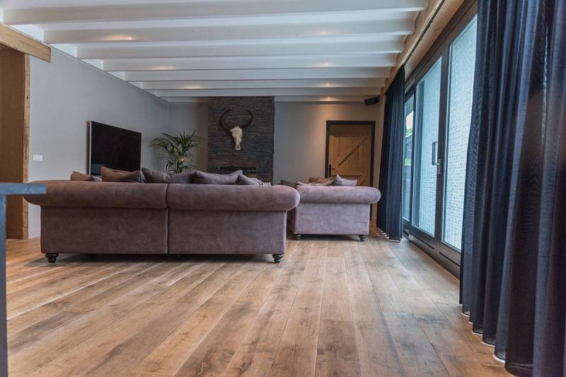 contrecollé semi-massif ultra rustiqur farm lamett à bidart